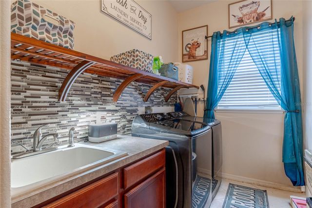 417 GRAND RESERVE DR, Davenport, FL 33837