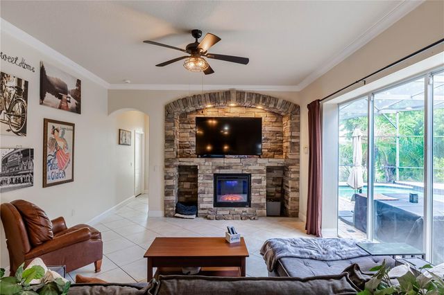 417 GRAND RESERVE DR, Davenport, FL 33837