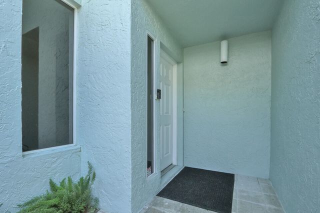 1506 Mizzenmast Way, Jupiter, FL 33477