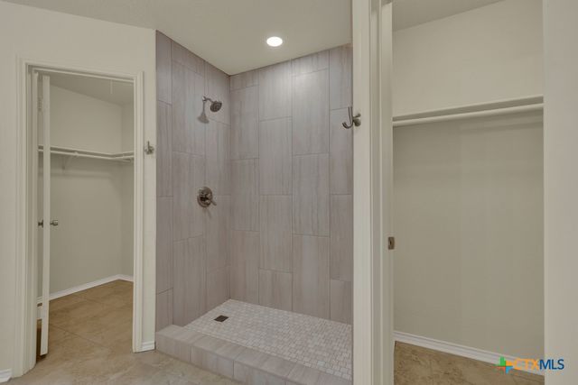 1260 Flaming Oak Drive, New Braunfels, TX 78132