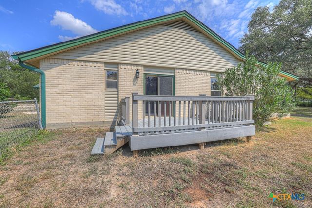 1260 Flaming Oak Drive, New Braunfels, TX 78132