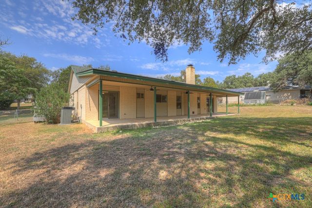 1260 Flaming Oak Drive, New Braunfels, TX 78132