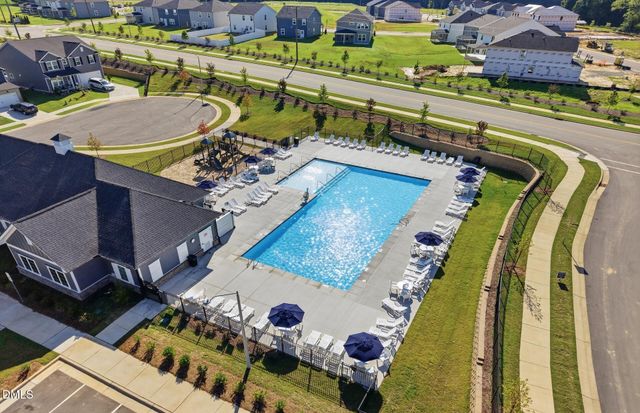 547 Autumn Leaf Way, Fuquay Varina, NC 27526