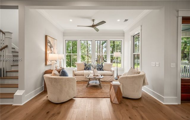 209 Harborview Dr, Beaufort, SC 29907