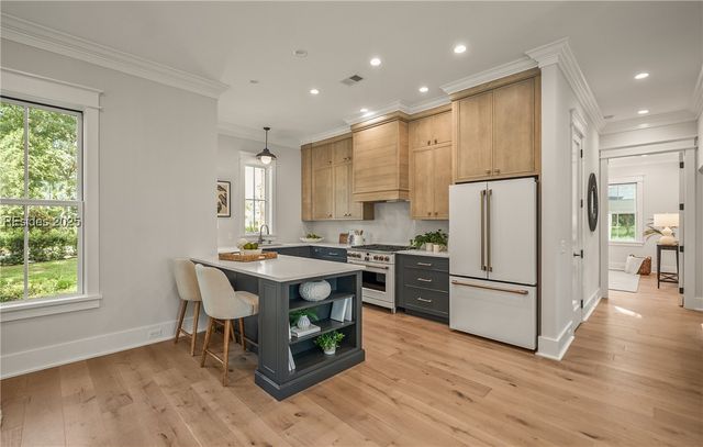 209 Harborview Dr, Beaufort, SC 29907