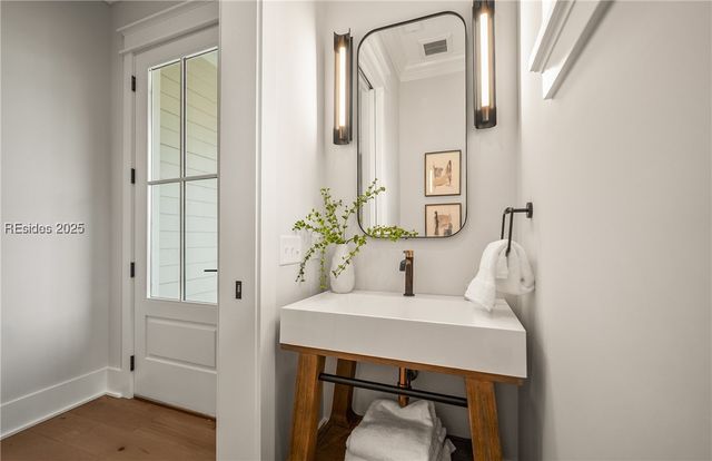 209 Harborview Dr, Beaufort, SC 29907