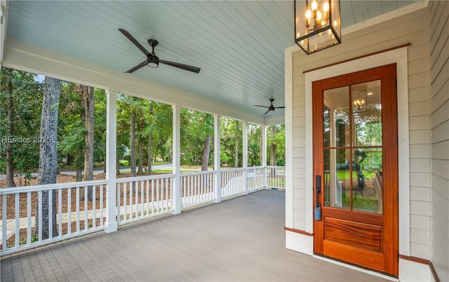 209 Harborview Dr, Beaufort, SC 29907