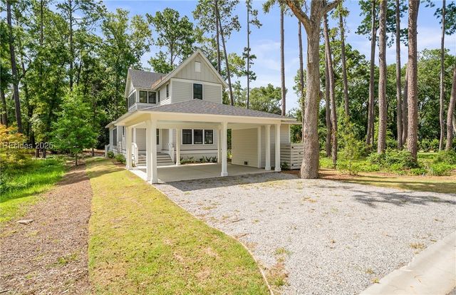 209 Harborview Dr, Beaufort, SC 29907