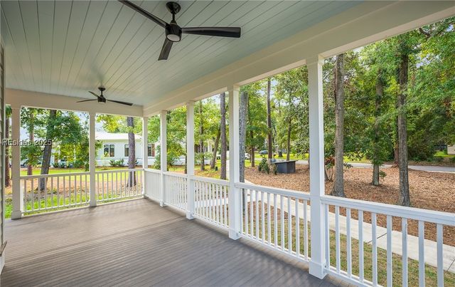 209 Harborview Dr, Beaufort, SC 29907
