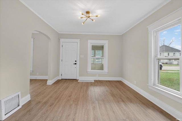 1434 E 4Th Street, Mishawaka, IN 46544