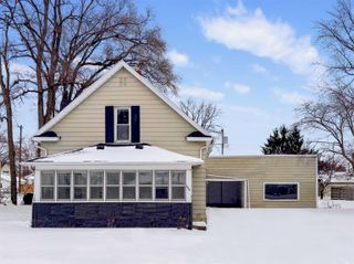 1434 E 4Th Street, Mishawaka, IN 46544