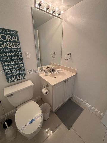 19370 Collins Ave 1021, Sunny Isles Beach, FL 33160