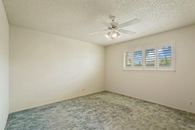 1207 Lakewood Dr, Lodi, CA 95240