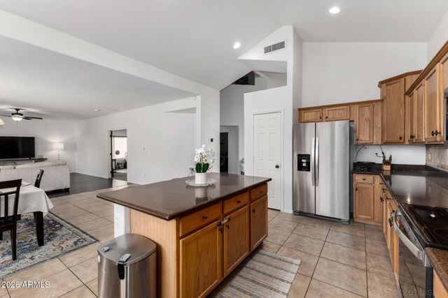 12801 W LISBON Lane, El Mirage, AZ 85335