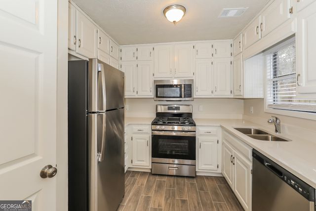 125 Whitney Way, Fayetteville, GA 30214