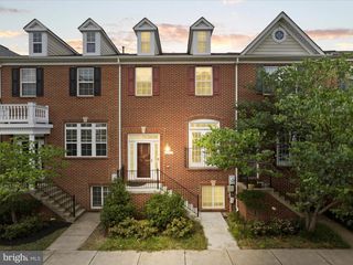 20657 MAITLAND TER, Ashburn, VA 20147