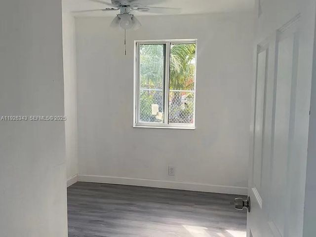 11961 SW 214th St, Miami, FL 33177