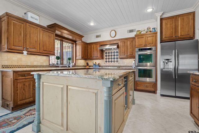 121 Fair Ln, Tyler, TX 75701