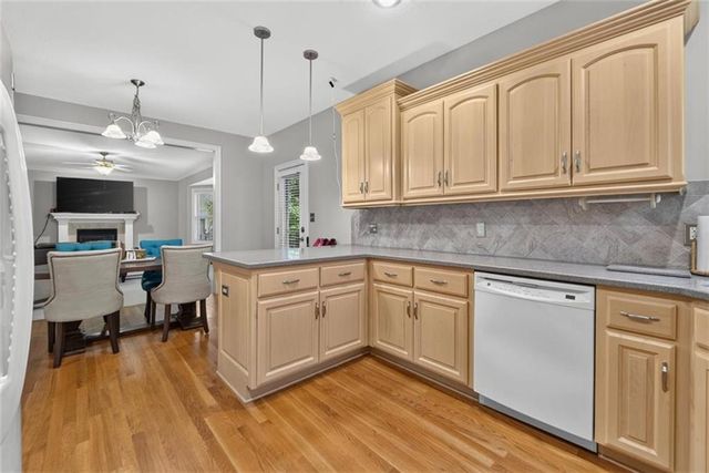 711 Willow Street, Lansing, KS 66043