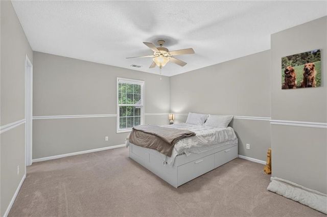 711 Willow Street, Lansing, KS 66043