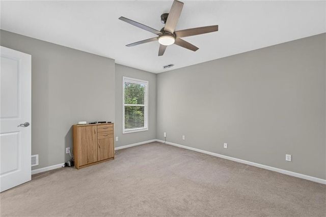 711 Willow Street, Lansing, KS 66043