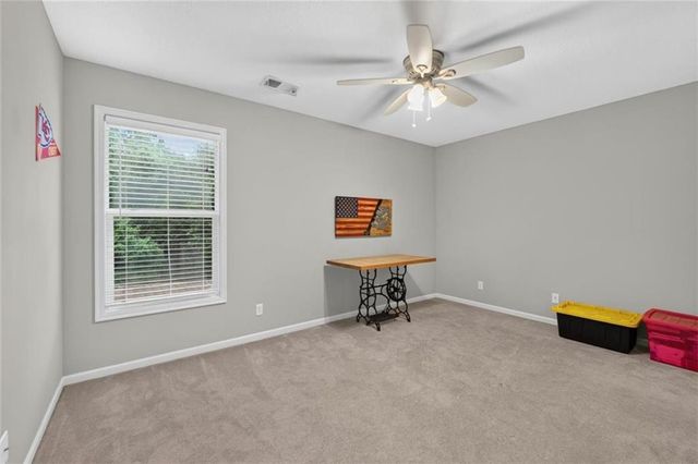 711 Willow Street, Lansing, KS 66043