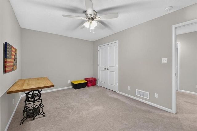 711 Willow Street, Lansing, KS 66043