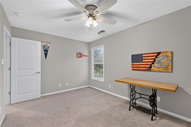 711 Willow Street, Lansing, KS 66043