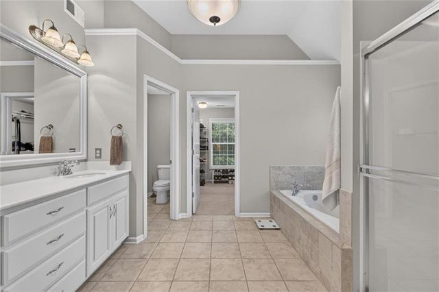 711 Willow Street, Lansing, KS 66043