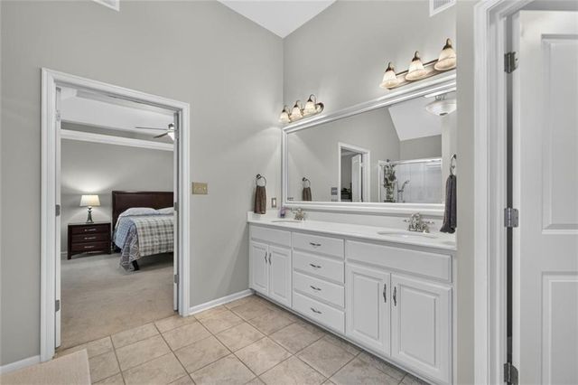 711 Willow Street, Lansing, KS 66043