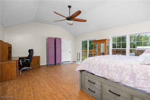 6635 Lake, Elyria, OH 44035