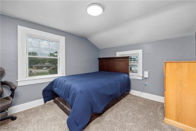 6635 Lake, Elyria, OH 44035