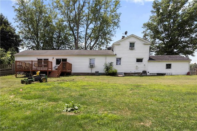 6635 Lake, Elyria, OH 44035