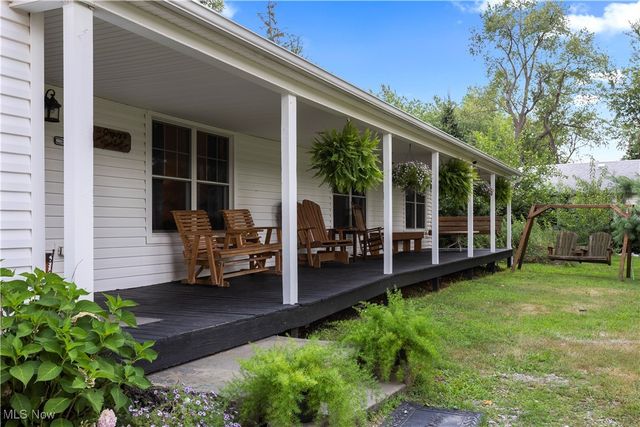 6635 Lake, Elyria, OH 44035