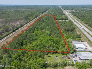 7701 Bienville Boulevard, 90, Ocean Springs, MS 39564