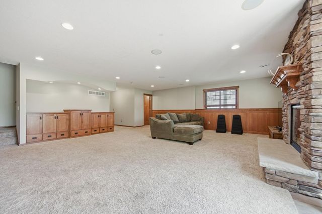 10573 106th Avenue N, Hanover, MN 55341