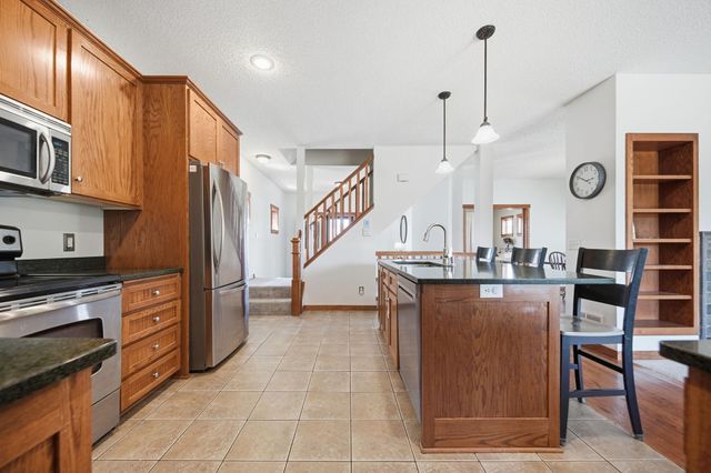 10573 106th Avenue N, Hanover, MN 55341