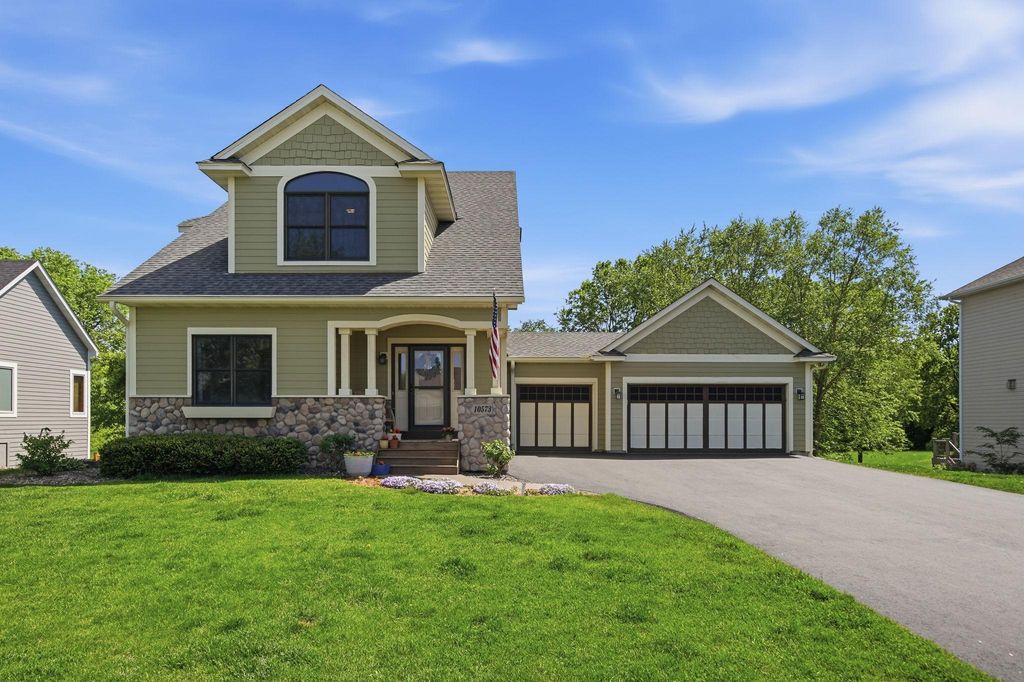 10573 106th Avenue N, Hanover, MN 55341