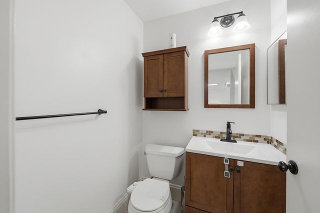 7680 NW 61st Terrace, Parkland, FL 33067
