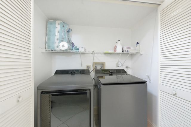 7680 NW 61st Terrace, Parkland, FL 33067