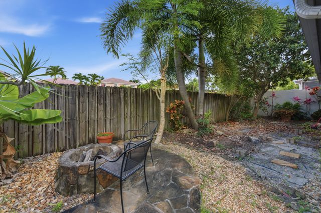 7680 NW 61st Terrace, Parkland, FL 33067