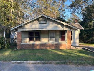 107 VINES AVENUE, Hueytown, AL 35023