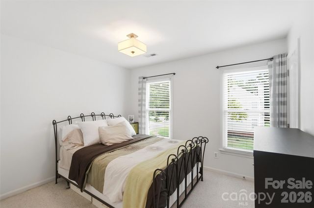4802 Bridle Ridge Lane, Charlotte, NC 28269