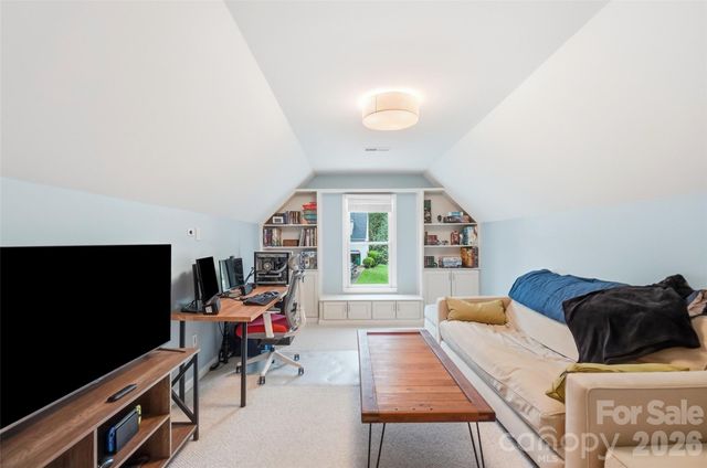 4802 Bridle Ridge Lane, Charlotte, NC 28269