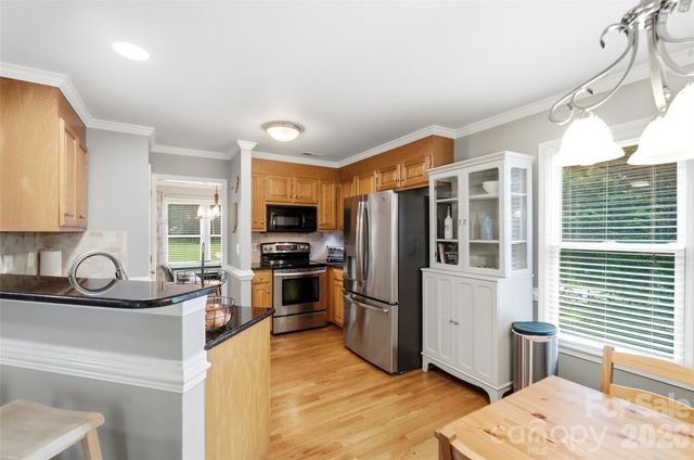 4802 Bridle Ridge Lane, Charlotte, NC 28269