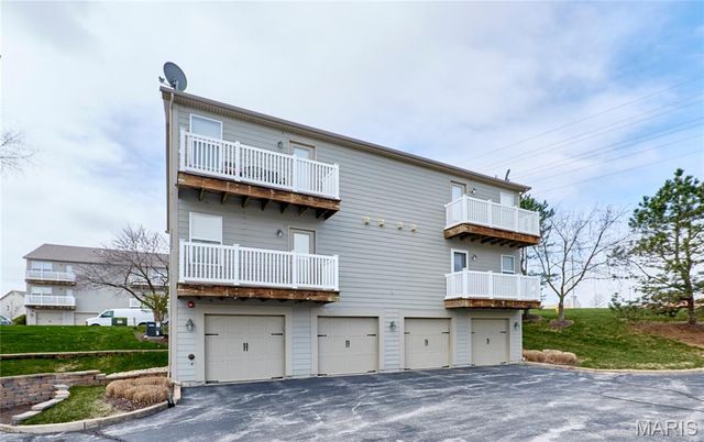 3424 Capri Way, St Peters, MO 63304