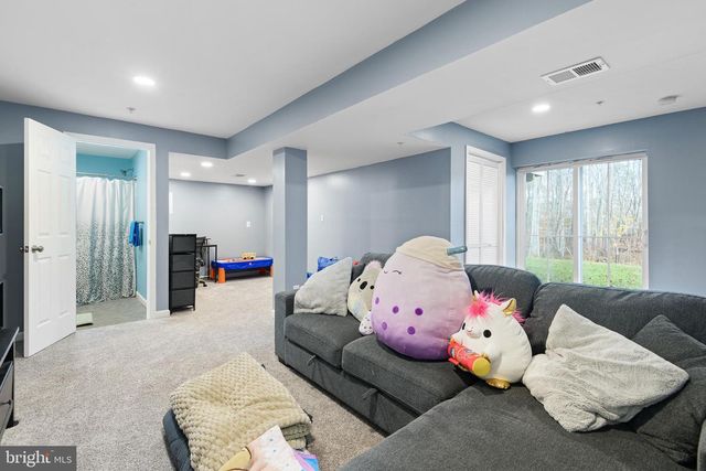 33 TEATREE LN, Elkton, MD 21921