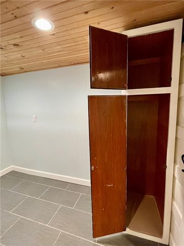 880 4th St, Beaver, PA 15009