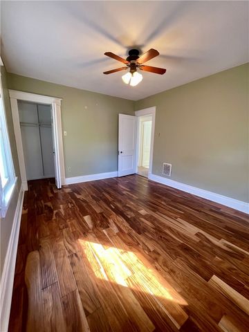 880 4th St, Beaver, PA 15009