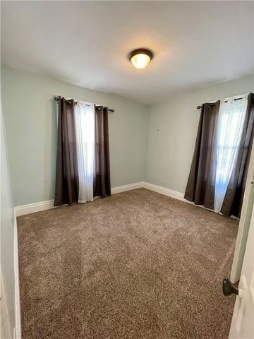 880 4th St, Beaver, PA 15009